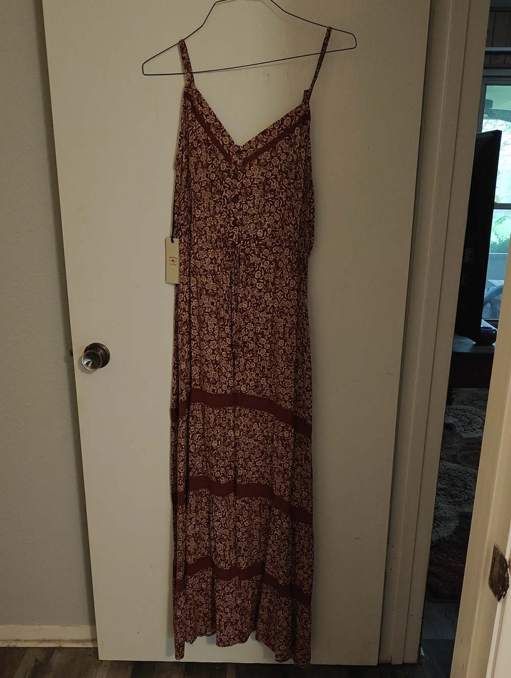 NWT Women’s Coffee Brown Floral Tiered Maxi Dress with Spaghetti Straps, L